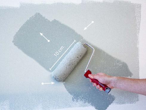 Appliquez une couche de peinture à la chaux Limestone New